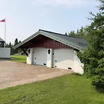 Σπίτι διακοπών With Large Outdoor Area *