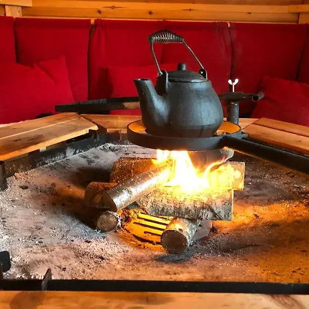 度假居 With Large Outdoor Area 哈马尔